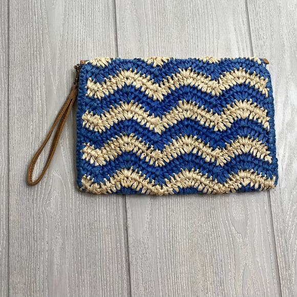 Shiraleah Woven Crocheted Blue & Tan Chevron Jute Clutch Bag - Picture 2 of 9